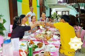 Bữa tiệc sinh nhật bé Thảo Nguyên