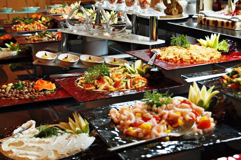 Tổ chức tiệc Buffet - Bạn đã ăn buffet đúng cách chưa?